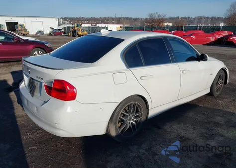 2006 BMW 330I из США, поврежденный, VIN WBAVB33566KR75024